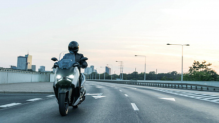 Мотоцикл Yamaha XMAX 300 Tech Max Heat